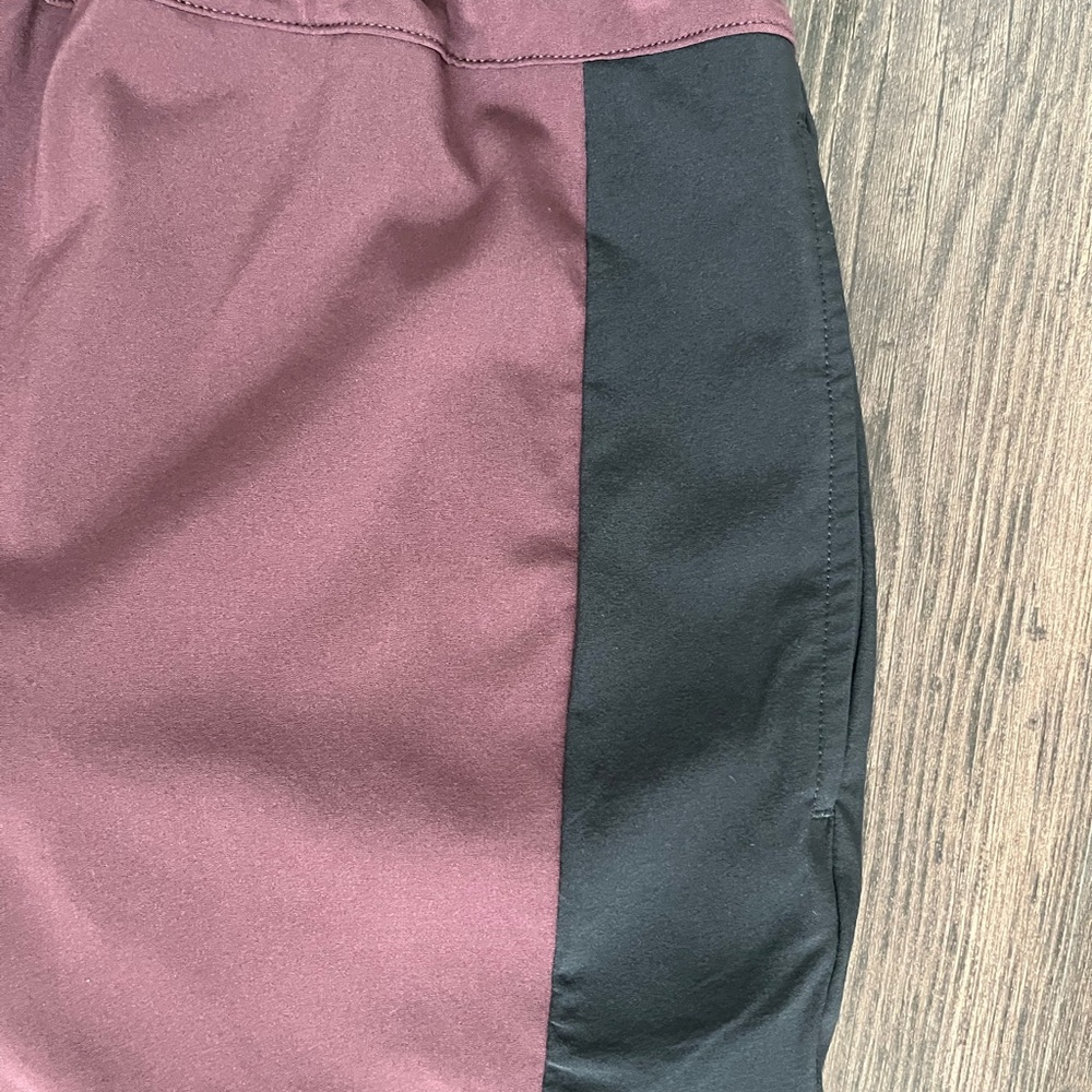 4 | FOURLAPS || MEN RUNNING SHORTS W/LINER || BURGUNDY AND BLACK - Picture 6 of 10